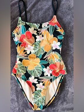 Hurley Tropical Floral One Piece Small